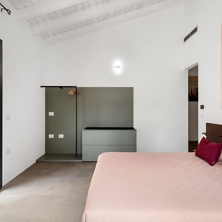 Double D House Bed and Breakfast Olbia Exteriör bild