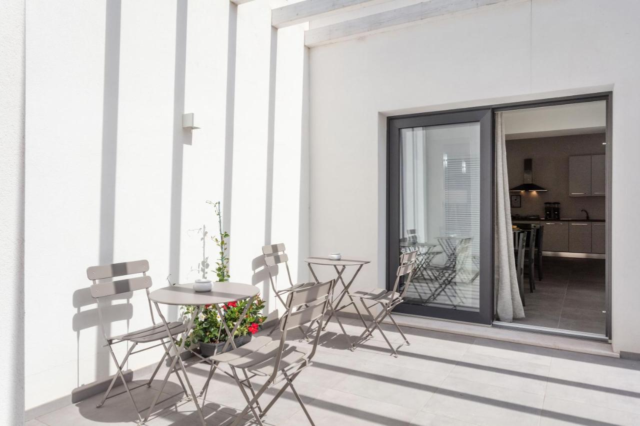 Double D House Bed and Breakfast Olbia Exteriör bild