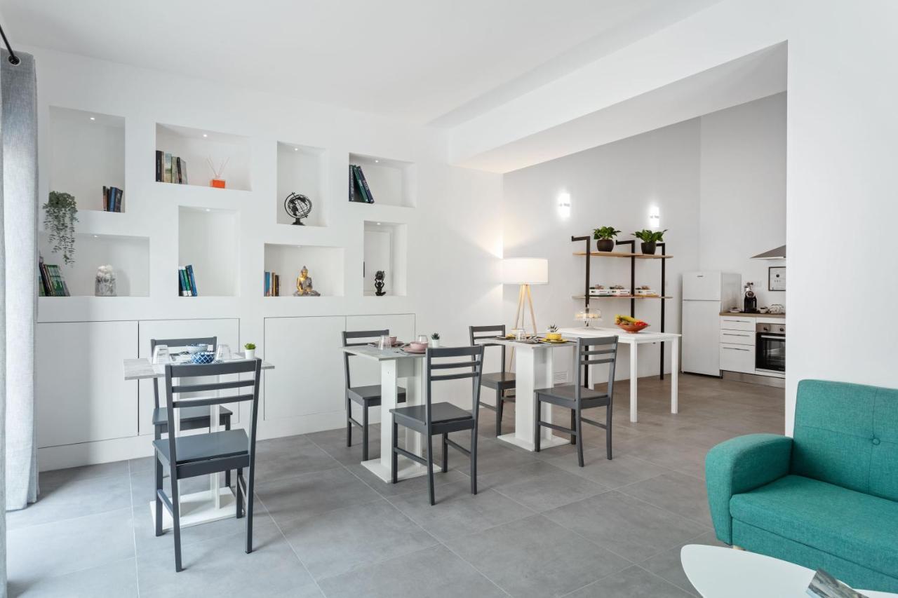 Double D House Bed and Breakfast Olbia Exteriör bild