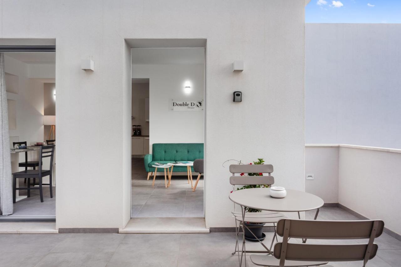 Double D House Bed and Breakfast Olbia Exteriör bild